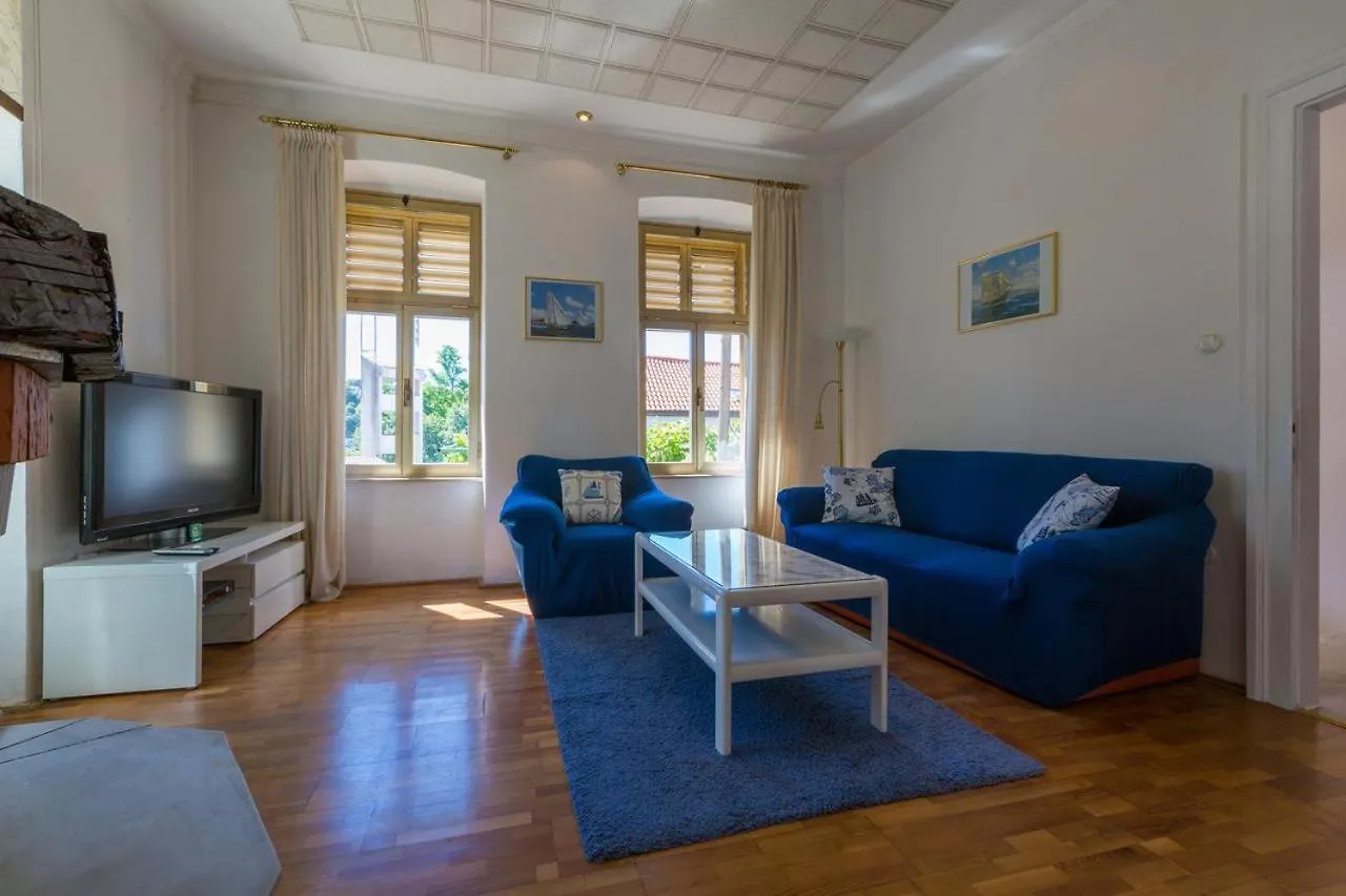 Petrinovic C Lägenhet Crikvenica